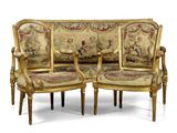 paire de canapés de style Louis XVI en bois sculpté et rembourrés
