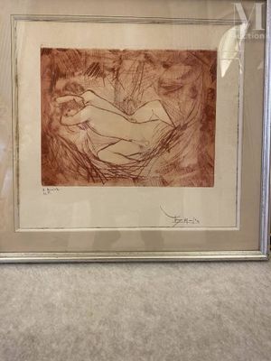 dessin encadré représentant une femme allongée sur un lit dans une chambre