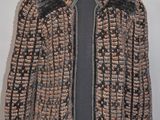 une image d'une veste sur un mannequin mannequin mannequin mannequin mannequin mannequin mannequin manne