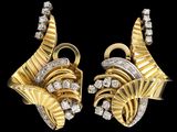 paire de boucles d'oreilles en or jaune 18k et diamants