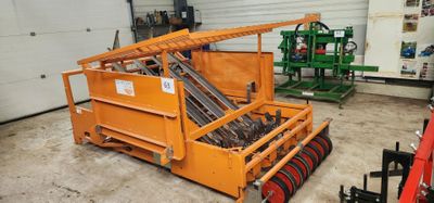 1 planteuse à salade à mottes cubiques CM REGERO modèle R908…