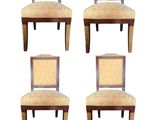 lot de quatre chaises avec dossier et assise rembourrés