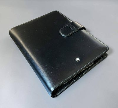 MONTBLANC Porte-agenda en cuir noir lisse