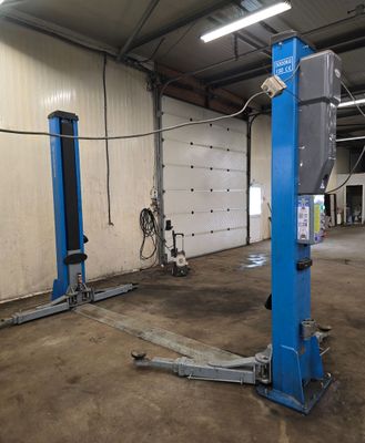 Pont élévateur deux colonnes TWIN BUSCH, 5 tonnes, 2023 - Photo 1