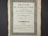 un vieux livre avec une bordure noire