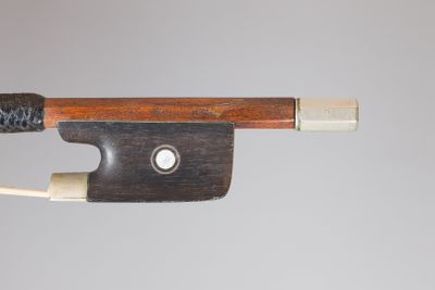 Archet de contrebasse de Marcel LAPIERRE, fait vers 1965, si…
