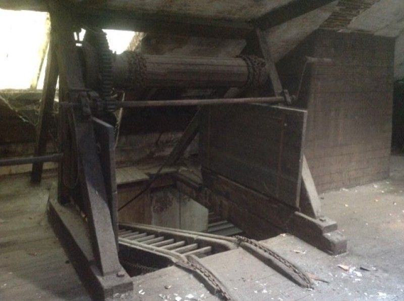 Objets d'art & Curiosités