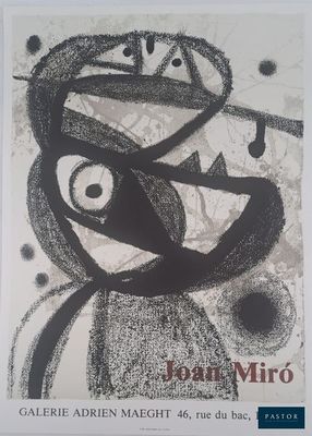 une image d'un dessin en noir et blanc d'une femme