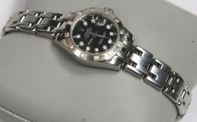 ROLEX Oyster Perpetual Datejust, montre de dame boîtier or b…