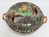 an image of a decorative bowl with birds on it