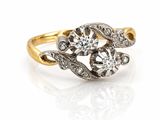une bague en or et diamant