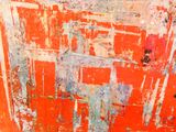 une image représentant un tableau avec un fond rouge et un fond blanc