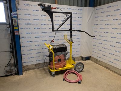 l'image d'une machine dans un garage