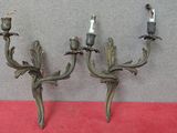 paire d'appliques murales anciennes en laiton avec fleurs et feuilles
