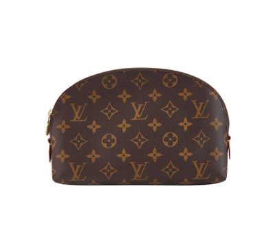 louis vuitton cosmetic case in monogram canvas