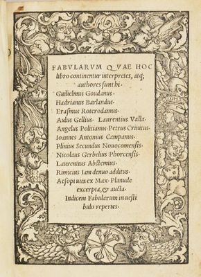 un vieux livre orné d'un motif décoratif