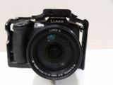 a camera that is sitting on a white table