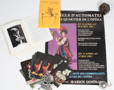 une photo d'un livre avec des photos de personnes dessus