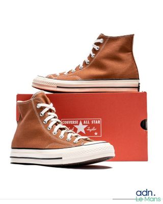 baskets Converse All Star montantes, marron et blanches