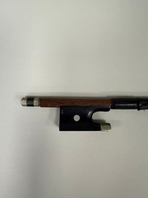 Archet de violon français anonyme, baguette en pernambouc,ha…