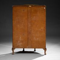Petite vitrine demi-lune en noyer et placage de noyer. (photo 6)