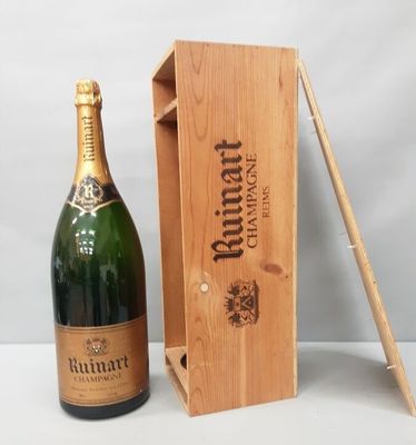 an image of a bottle of champagne and a wooden box