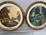deux tableaux encadrés représentant des arbres et une rivière dans un cadre doré