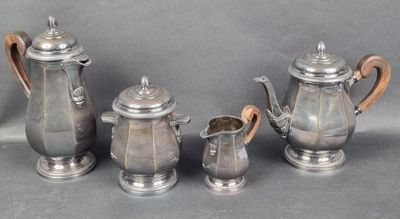ORBRILLE. Service à thé et café en métal argenté à pans coup…