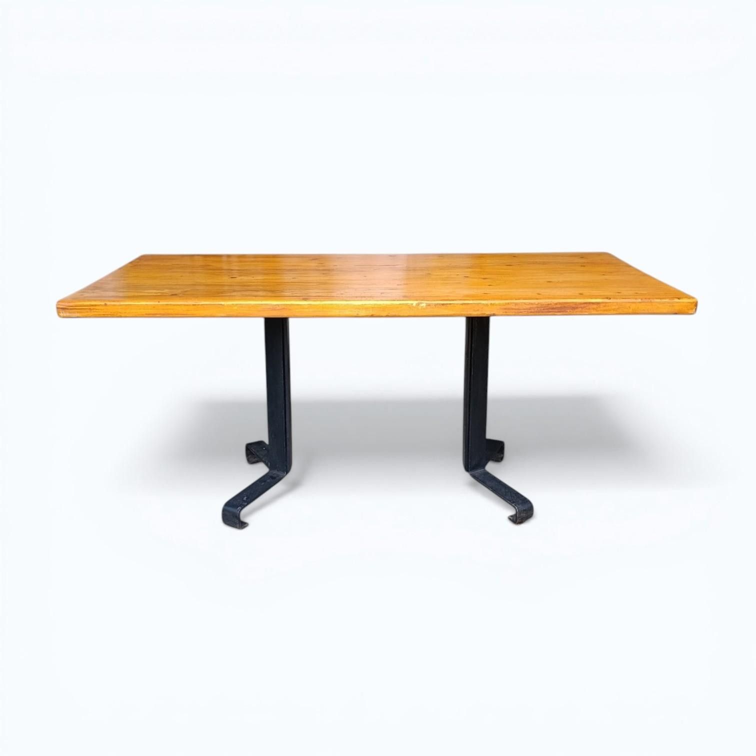 Objets d'art & Curiosités