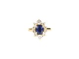 une bague à grappes de saphirs et de diamants