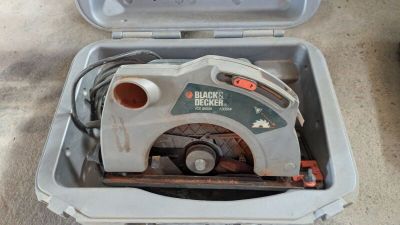 a small machine that is sitting inside of a box