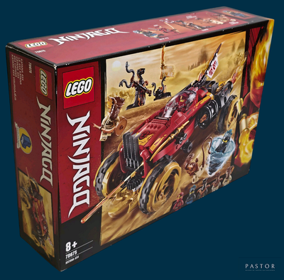 une boîte contenant un ensemble Lego Ninja