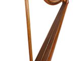 une vieille harpe en bois posée sur un support, sur fond blanc