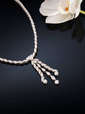 PAOLO BONGIA Collier articulé en or blanc 750 millièmes enti…