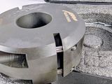 an image of a tool that is being used to cut a piece of metal
