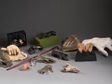 many items that are sitting on a table together