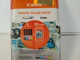 un gros plan sur un paquet de « Photo Value Pack » de Canon