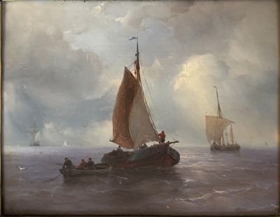une peinture représentant un bateau dans l'eau avec d'autres bateaux à l'arrière-plan