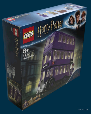 une boîte de Lego Harry Potter représentant le bus à deux étages
