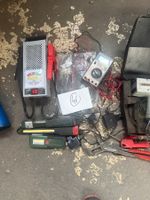3 lampes,pince, 1 testeur de batterie analogique,lampe strob… (photo 2)