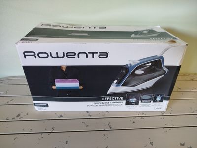 1 fer à repasser de marque ROWENTA - Modèle : DX1531 - Photo 1