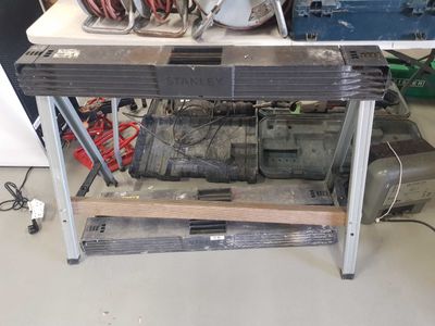 a machine that is sitting on top of a table