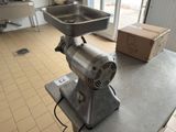 a machine that is sitting on a counter in a kitchen