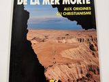the cover of the book les manuscrits de la mer morte