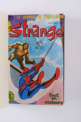 un gros plan d'un livre sur lequel figure Spider-Man
