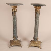 Paire de sellettes en forme de colonnes corinthiennes en mar… (photo 4)