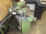 une machine qui se trouve dans une pièce