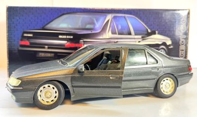 Peugeot 605 09-86 n8502 1/18 gris foncé avec boîte - Devis gratuit sur - Photo 1