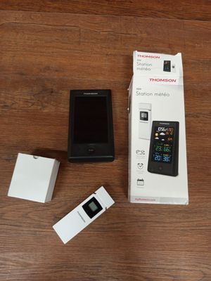 1 station météo de marque THOMSON - modèle : TH1SUN