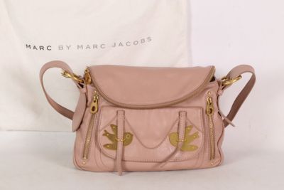 MARC JACOBS - Sac besace porté épaule Petal To The Metal Nat…